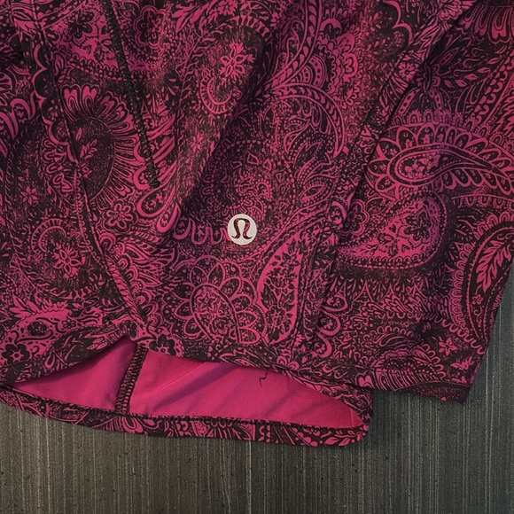 Lululemon athletic shorts - Picture 3 of 5